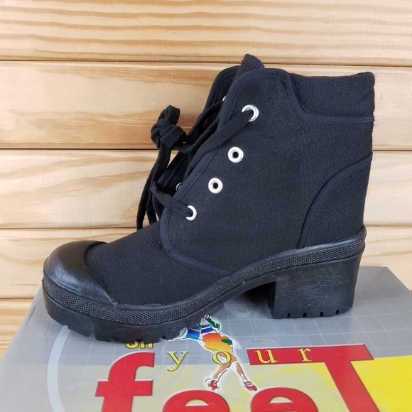 Black Canvas Combat Military Biker Moto Ankle Boots Lace up 7.5M Block Heel NEW - Picture 8 of 10